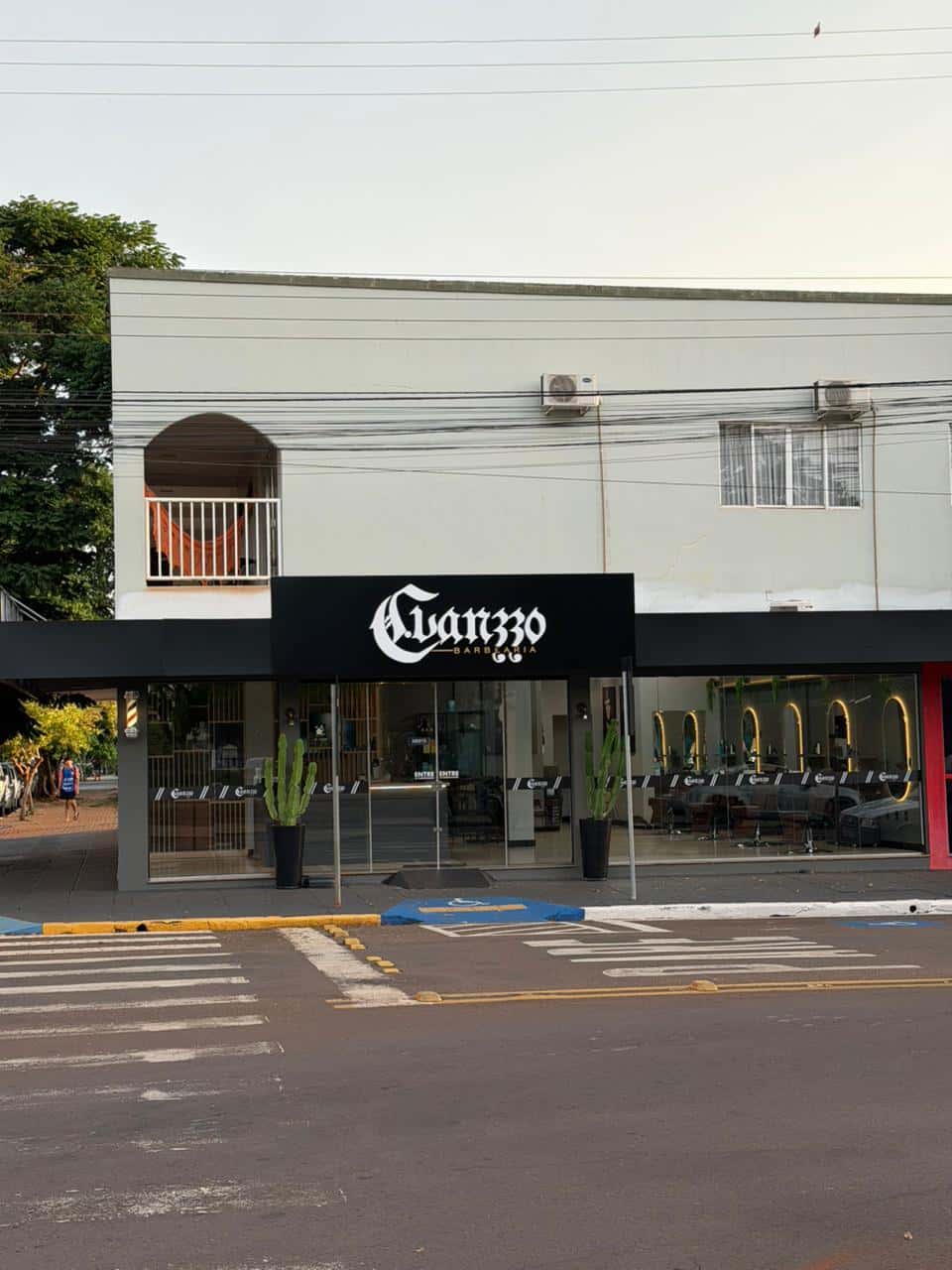 Interior da Cvanzzo Barbearia